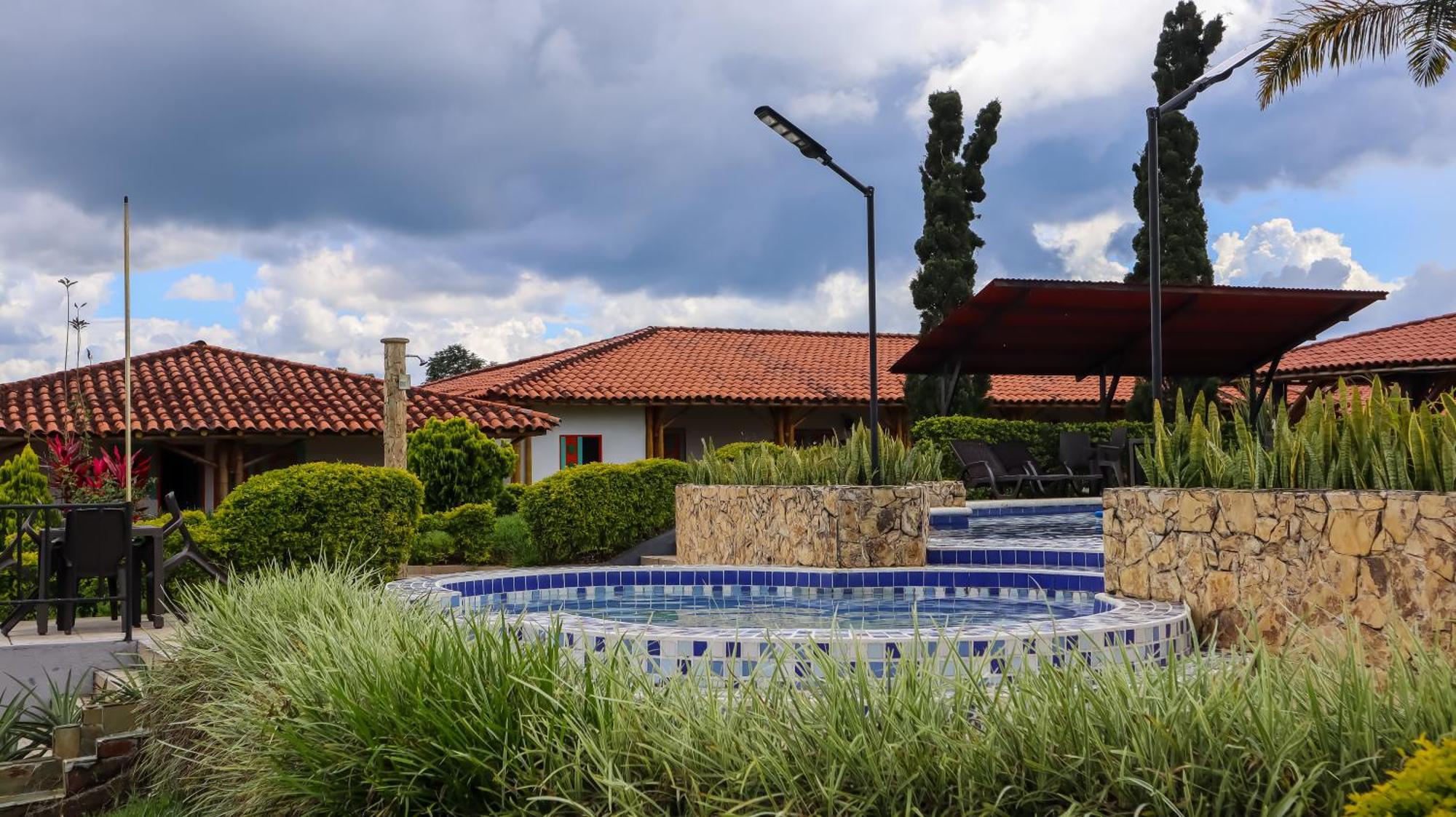Hotel Parque De Los Arrieros Монтенегро Экстерьер фото