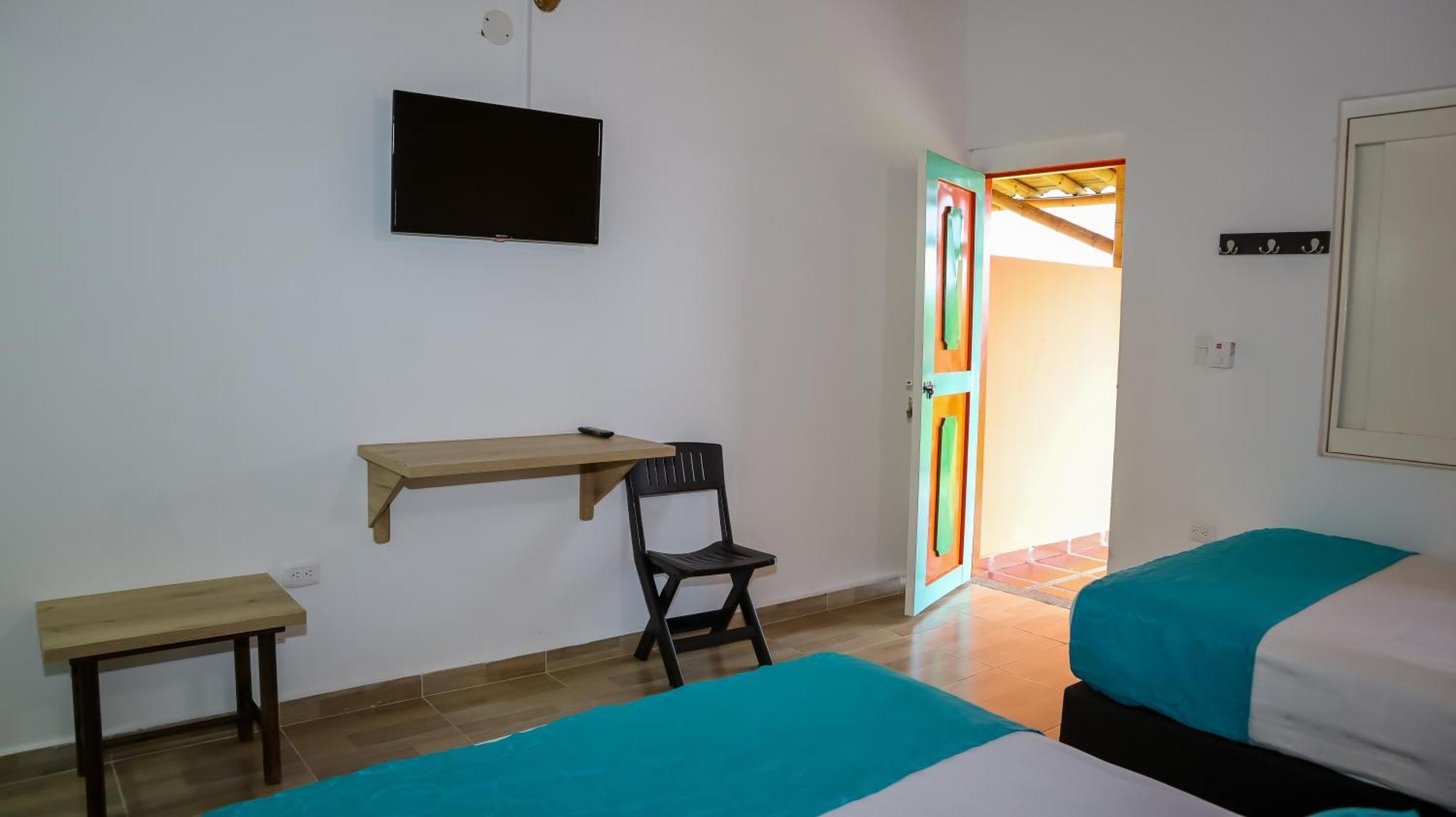 Hotel Parque De Los Arrieros Монтенегро Экстерьер фото