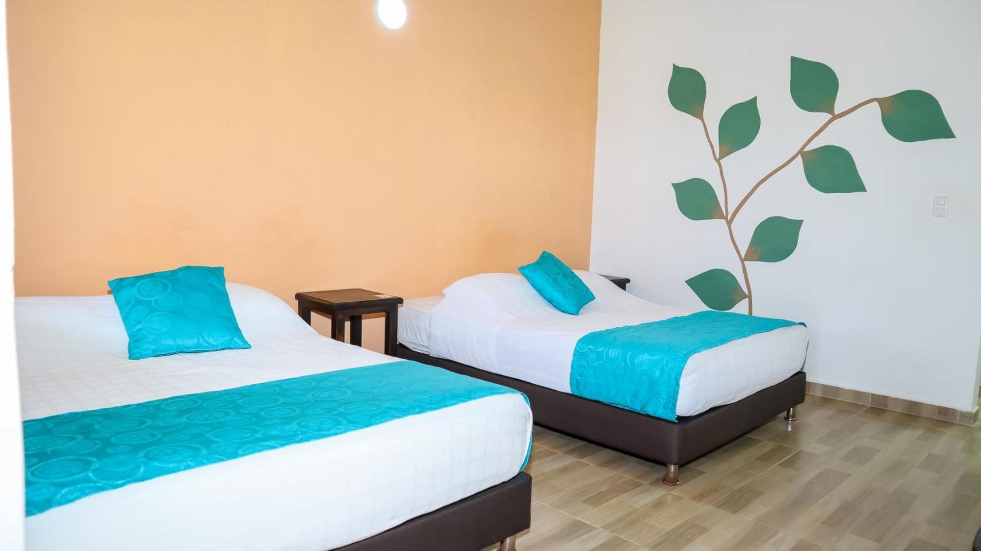 Hotel Parque De Los Arrieros Монтенегро Экстерьер фото