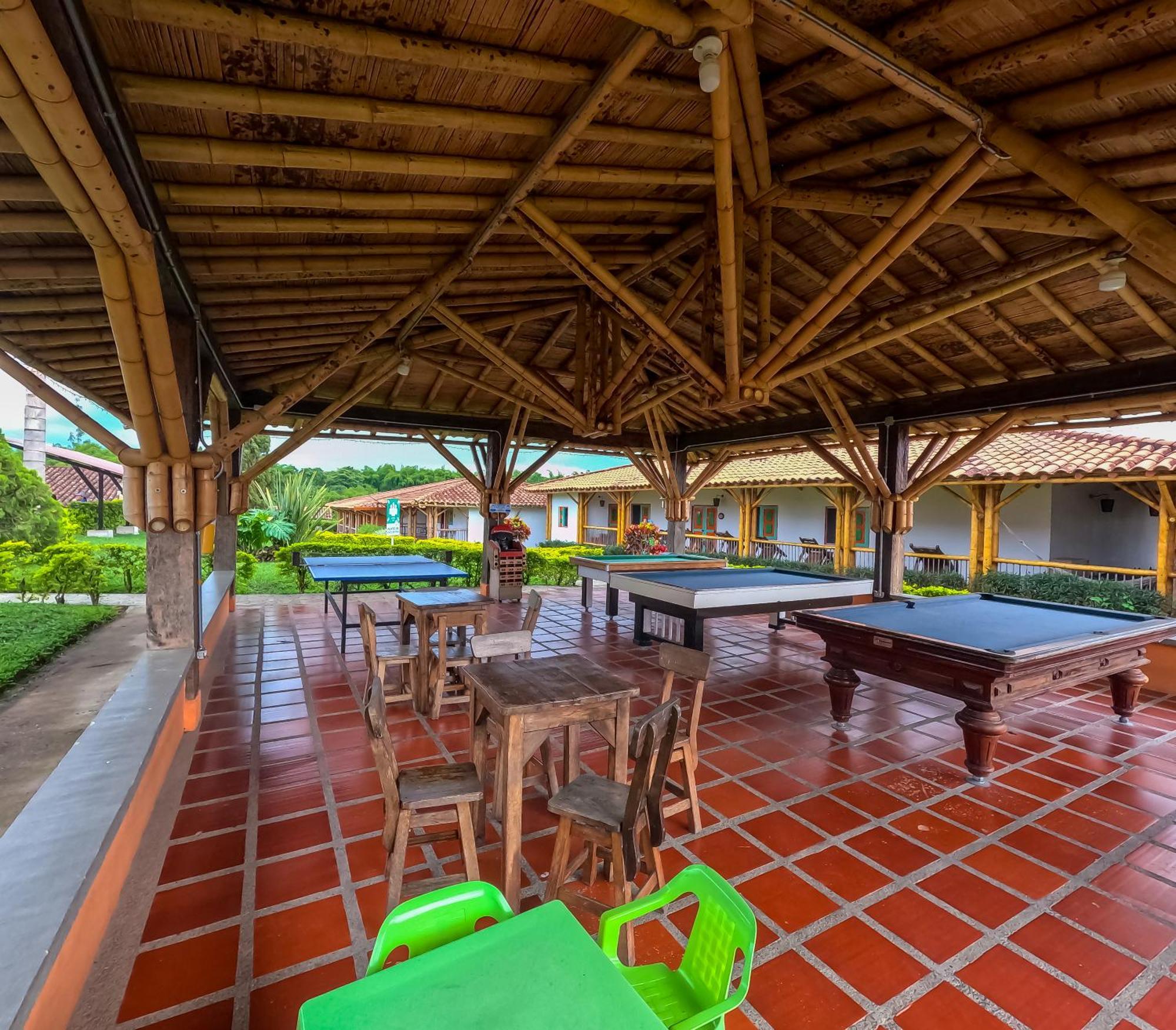 Hotel Parque De Los Arrieros Монтенегро Экстерьер фото